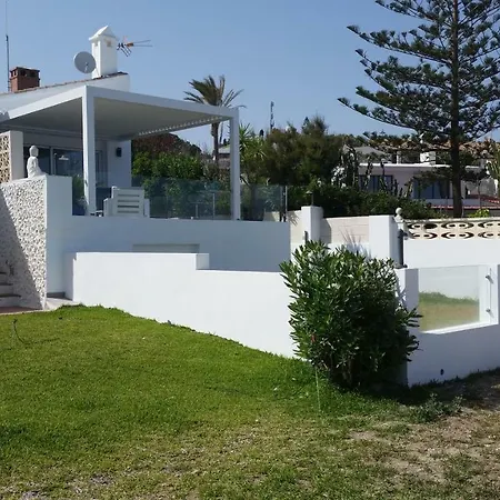 Beach-front Bahia Dorada