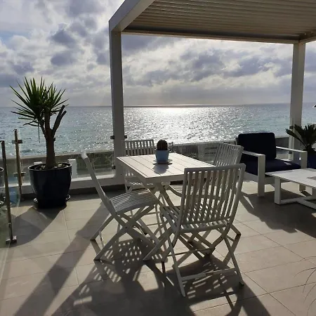 Beach-front Bahia Dorada *