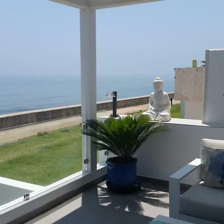 Beach-front Bahia Dorada *