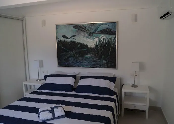 Beach-front Bahia Dorada Будинок відпочинку