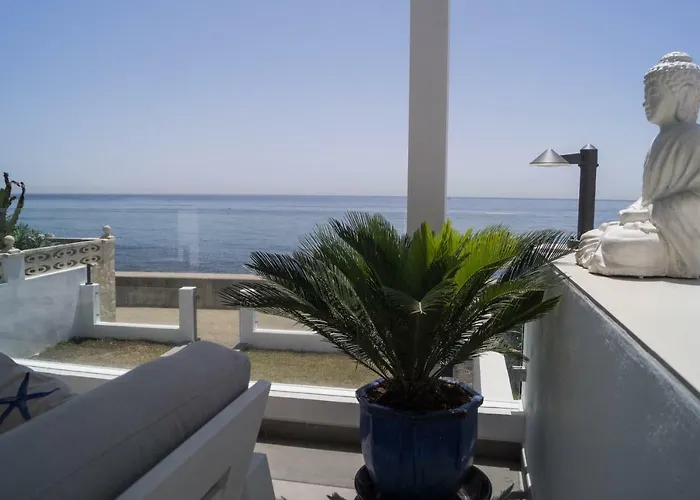 Beach-front Bahia Dorada *